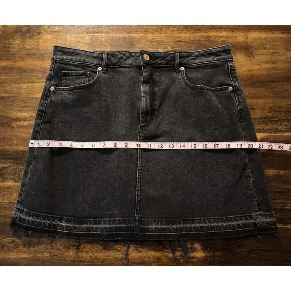 Ann Taylor Loft Women’s 12 Short Skirt Black Denim Jean Cotton Stretch Mini